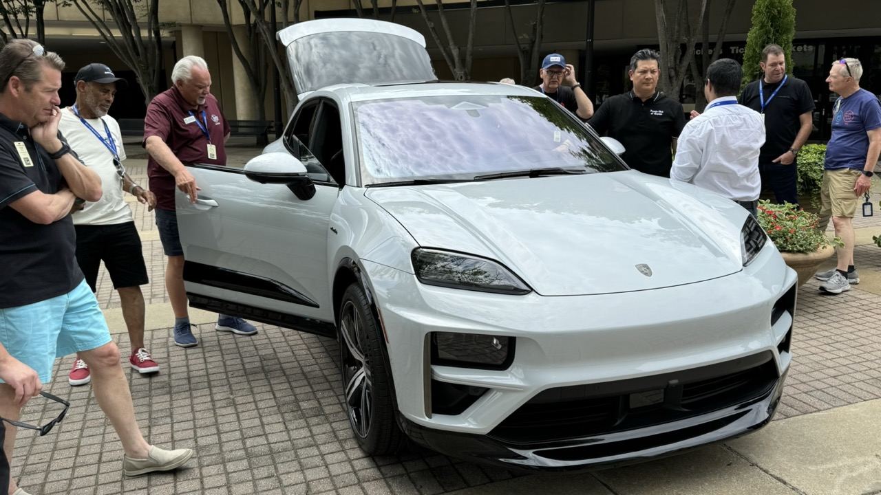 Porsche Parade 2024, Birmingham gallery photo 2